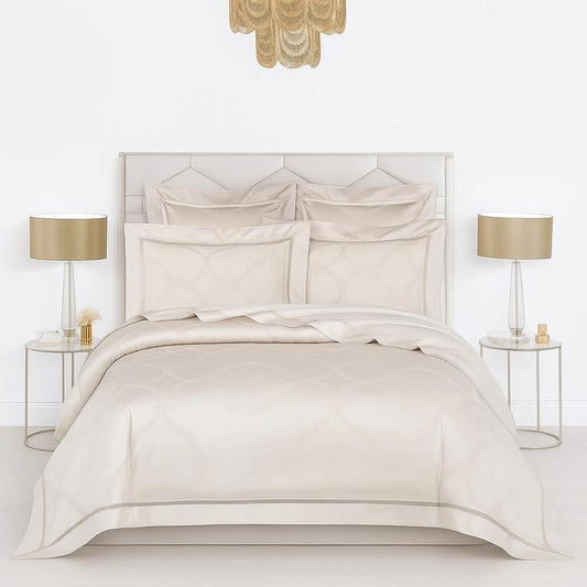 Elegant Jacquard Bedding Set - Luxurious Duvet Covers with Geometric Motif